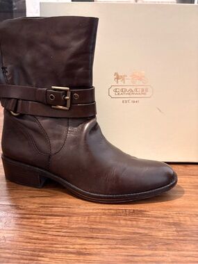 COACH Jesika Waxy Leather Boots Espresso Size 10 with box